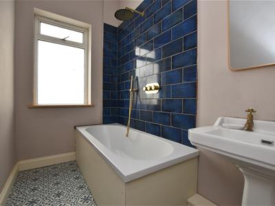 Picture 11